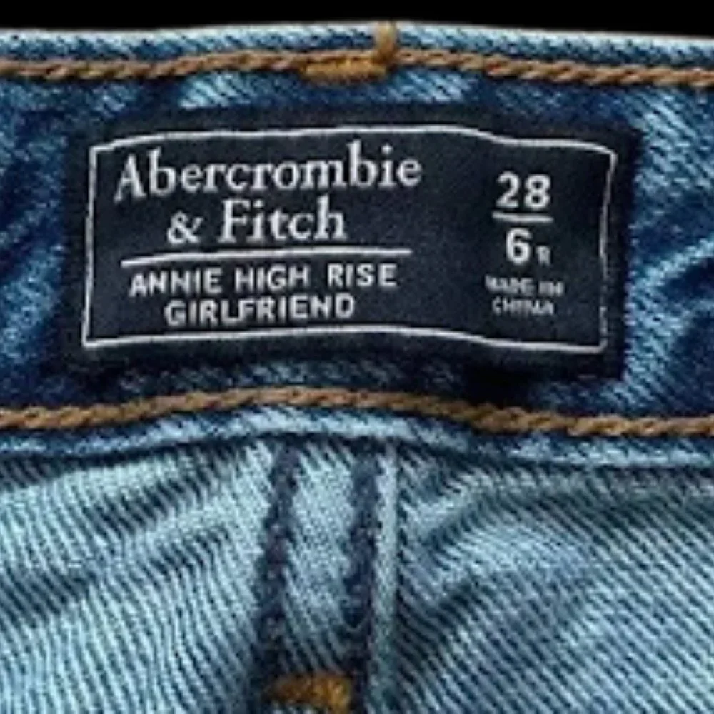 Abercrombie & Fitch Annie High Rise Girlfriend Distressed Jeans Woman's  28/6R - Picture 5 of 5